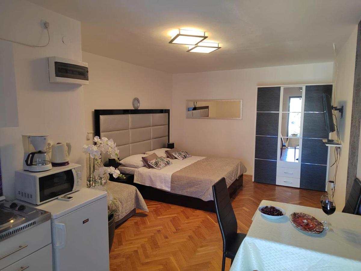 Apartment Mladenka Visnjik زادار المظهر الخارجي الصورة